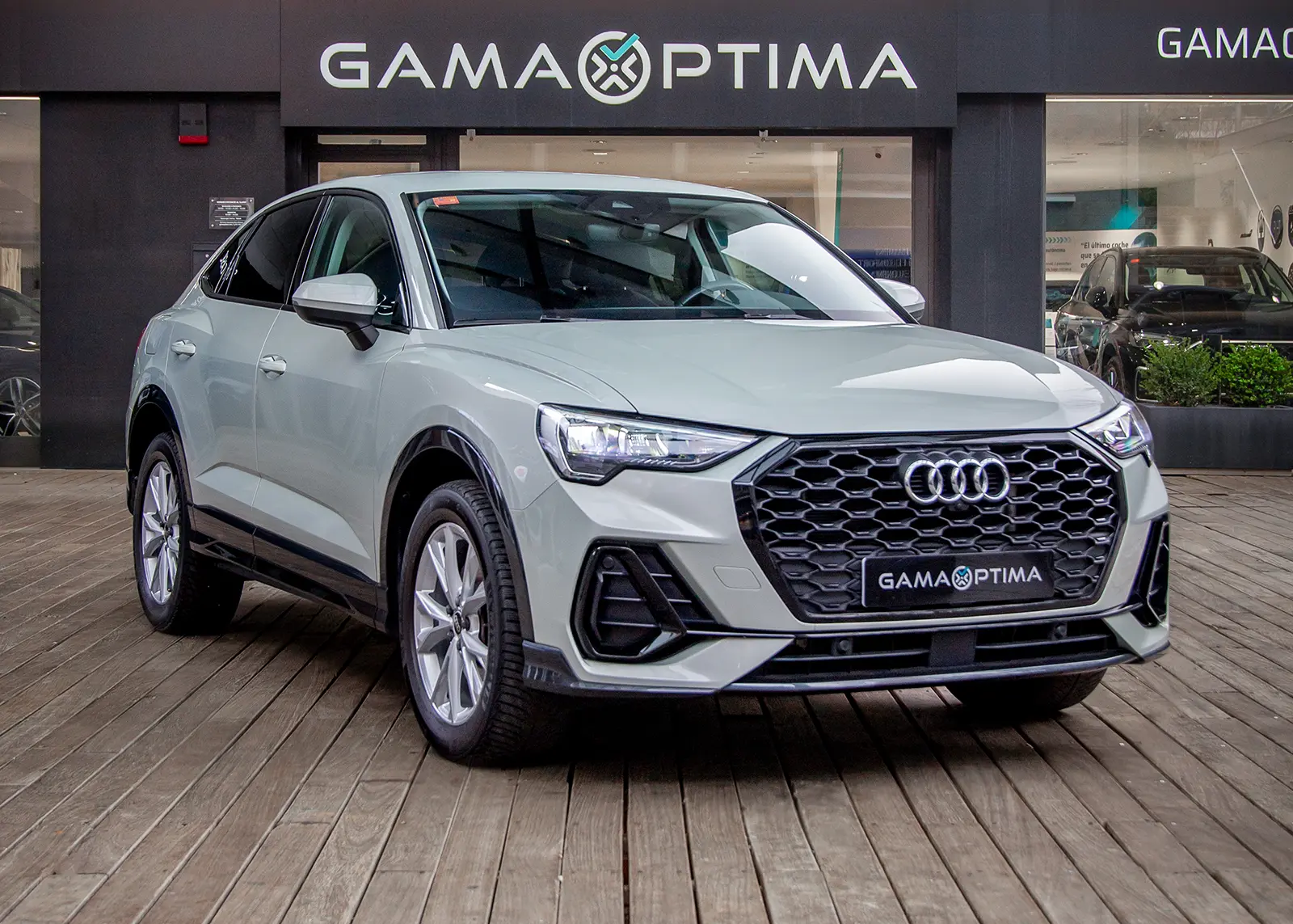 Audi Q3 Sportback 45 TFSIe S Line entregado por Gama Óptima